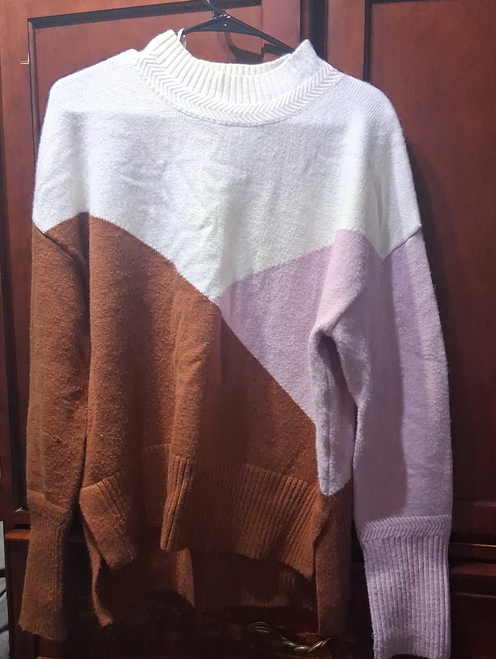 Grace+karma Colorblock Cozy Crewneck Sweater in White, Brown & Light Pink